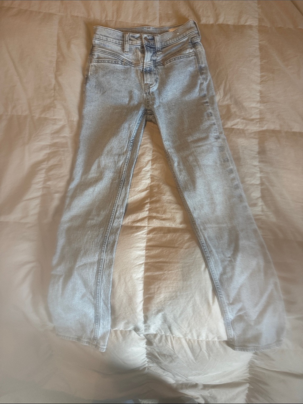 GAP Women's Skinny Jeans in Light Blue Wash